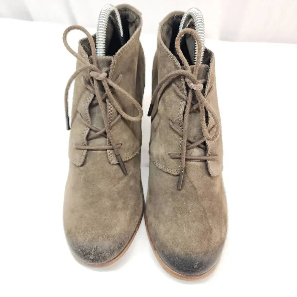 Toms Size 9 Lunata Tarmac Gray Suede Lace-Up Distressed High Heel Boots shoes Wo